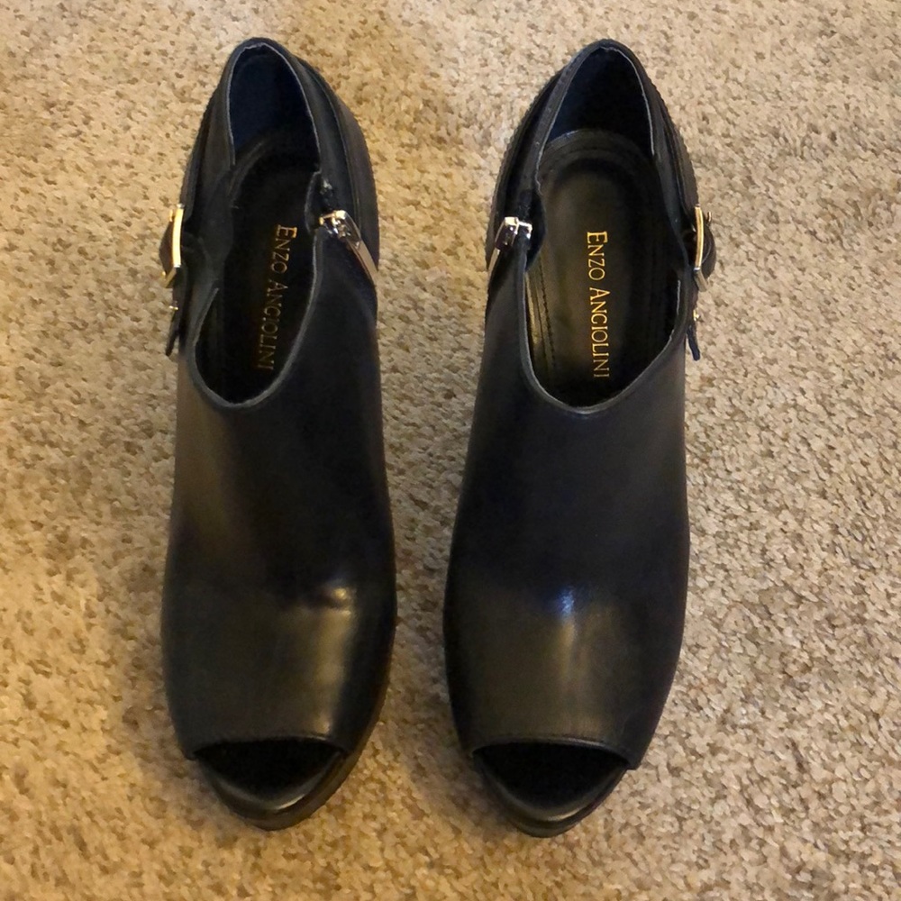 Enzo Angiolini Black Heels